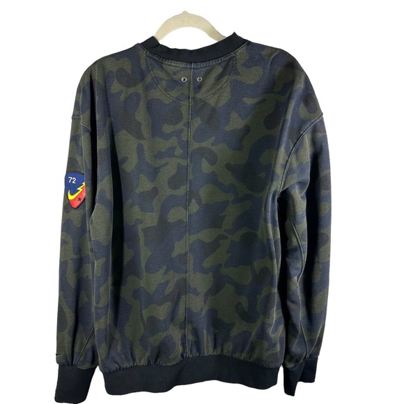 Nike Camo Mens Crewneck Sweatshirt size Small - Picture 2 of 9